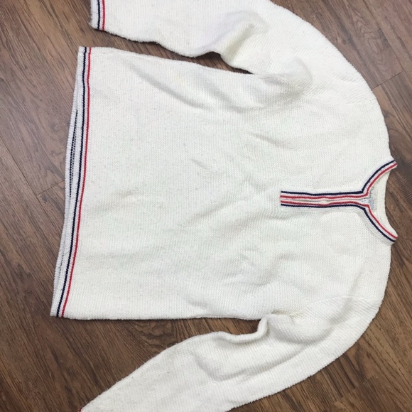 Women’s Sweater - Picture 4 of 6